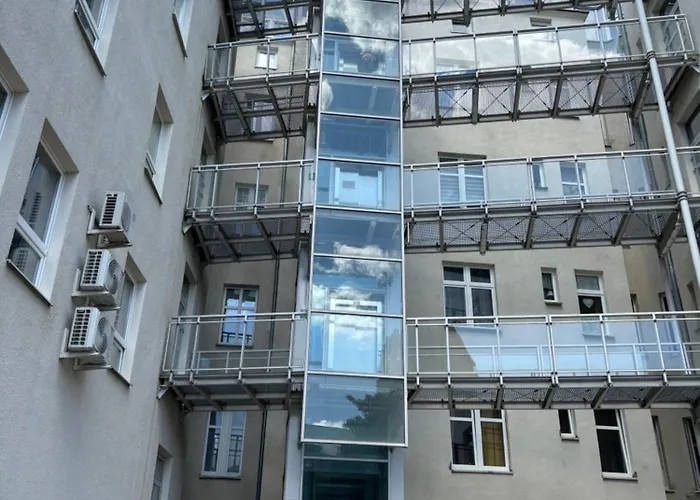 Dobry Adres Starowiejska * غدينيا